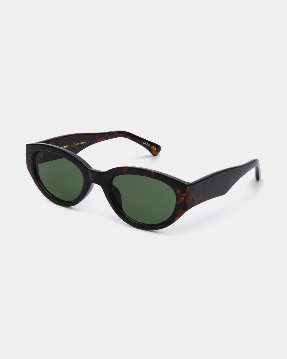 Winnie Sunglasses in Demi Tortoise