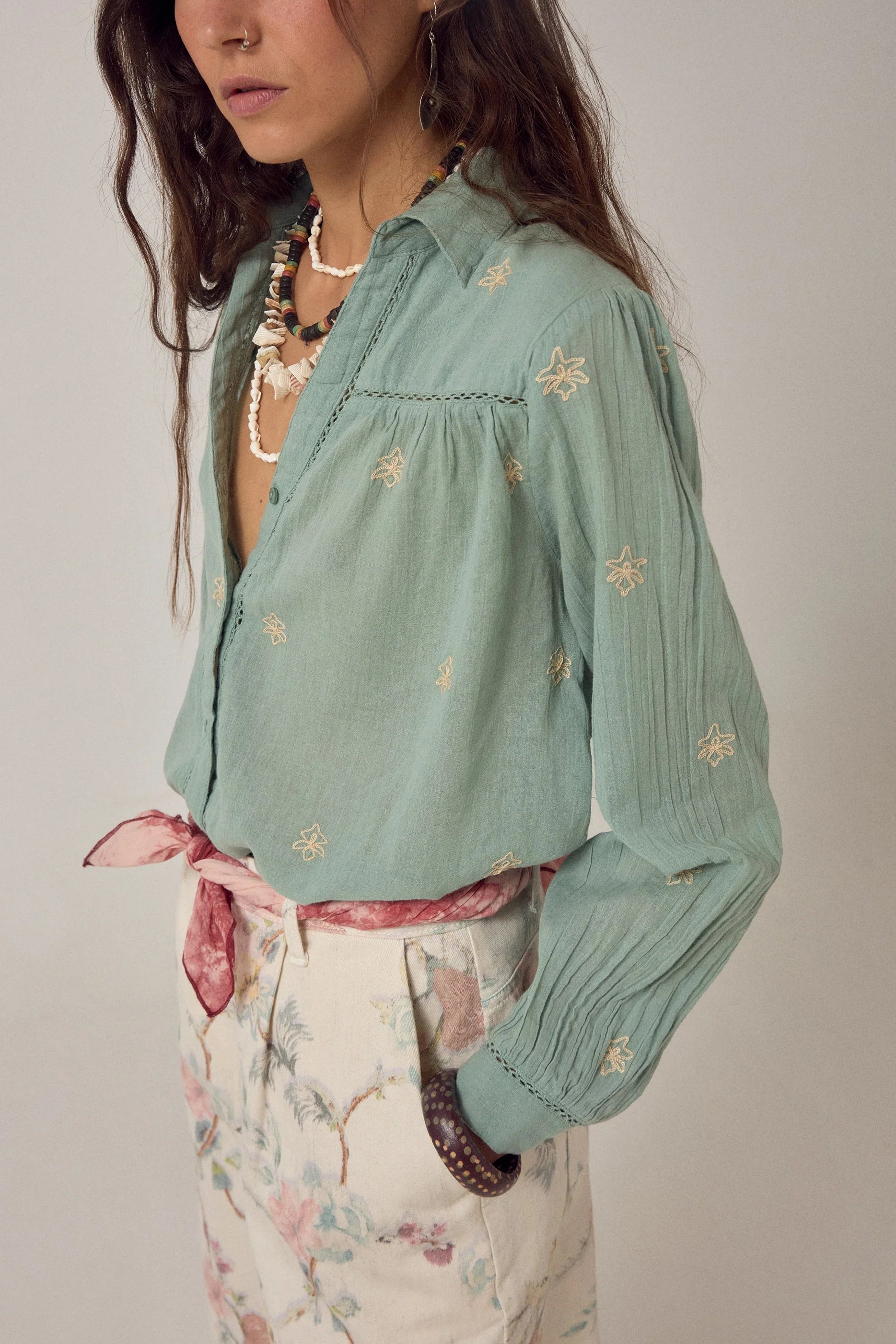 Maison Hotel Rani Embroidered shirt in Mint